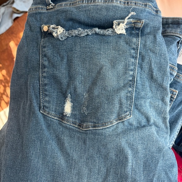 12 pairs 22 jeans American Eagle, Lane Bryant, Calvin K and KanCan - Picture 6 of 16